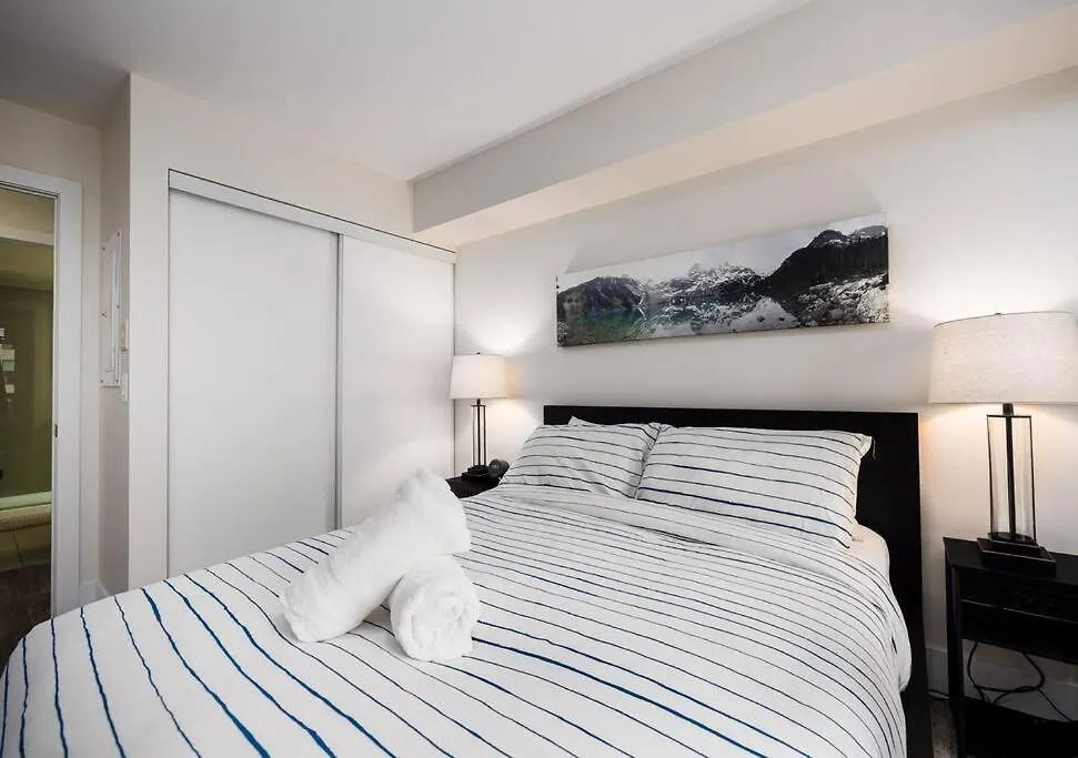 Holiday home Welcoming Downtown Condo With Wfh Setup Balcony Toronto