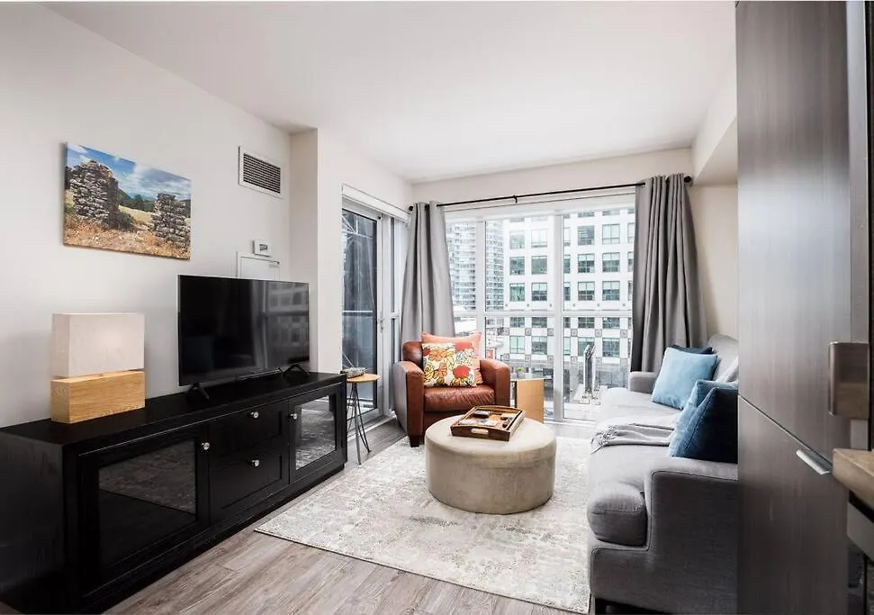 Welcoming Downtown Condo With Wfh Setup Balcony Toronto Holiday home